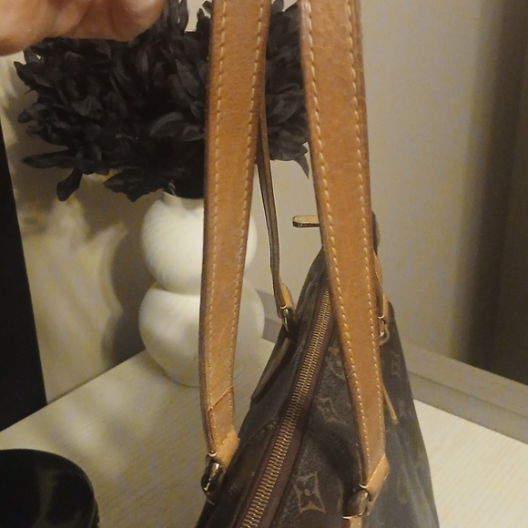 Totally - Picture 8 of 12